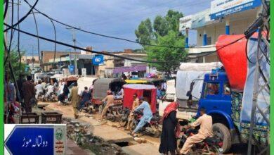 Gujar Khan: Severe Traffic Jam in Daultala as Slow Drainage Construction Adds to Citizens’ Woes