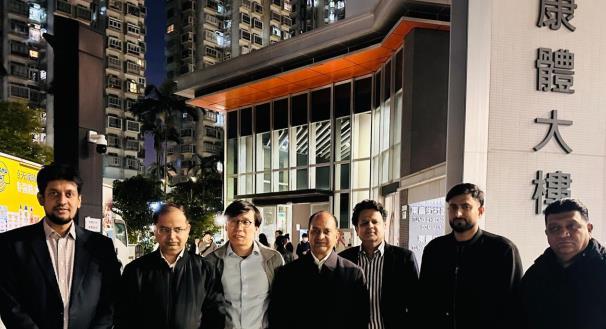 Hong Kong: Major Fire Leaves 1,800 Families Affected, Around 250 Missing — Qamar Zaman Minhas