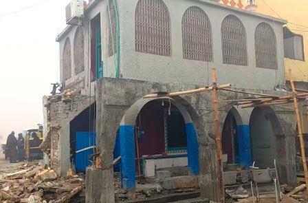Gujar Khan: Anti-Encroachment Operation Launched at Gujar Khan Bus Stand, Mosque Stairs Also Demolished