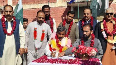 Kallar Syedan: Senior Teacher Chaudhry Abdul Waheed Retires After 37 Years of Service