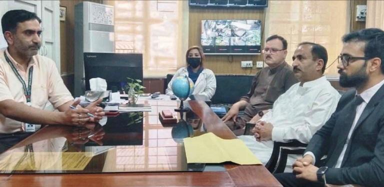 Kahuta Press Club Delegation Meets THQ Hospital MS, Discusses Issues