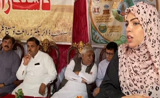 Kallar Syedan: Agriculture Dept Holds Awareness Seminar on Wheat Production in Choa Khalsa Kallar Syedan: Agriculture Dept Holds Awareness Seminar on Wheat Production in Choa Khalsa