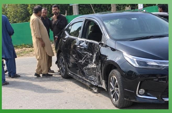 Kallar Syedan: One Killed, Two Seriously Injured in Traffic Accident on Rawat-Kallar Syedan Road