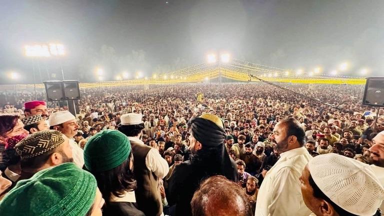 Kallar Syedan; Khatm-e-Nabuwwat Conference Held in Okara, Khateeb Hussain Ali Badshah Addresses very large Gathering Kallar Syedan; Khatm-e-Nabuwwat Conference Held in Okara, Khateeb Hussain Ali Badshah Addresses very large Gathering